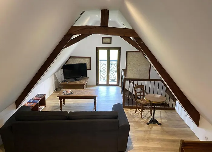 Dom wakacyjny De Charme Au Bord De L'eau, A 30min Du Mans, Cadre Paisible Avec Peche Et Randonnees A Proximite - Fr-1-410-414 *