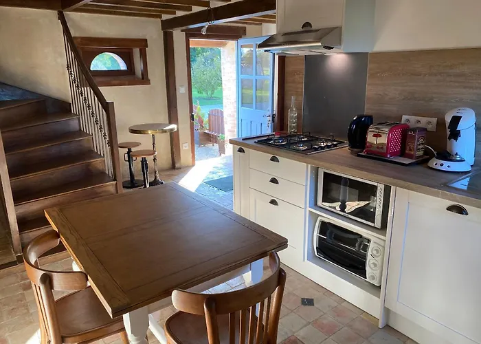 De Charme Au Bord De L'eau, A 30min Du Mans, Cadre Paisible Avec Peche Et Randonnees A Proximite - Fr-1-410-414 *